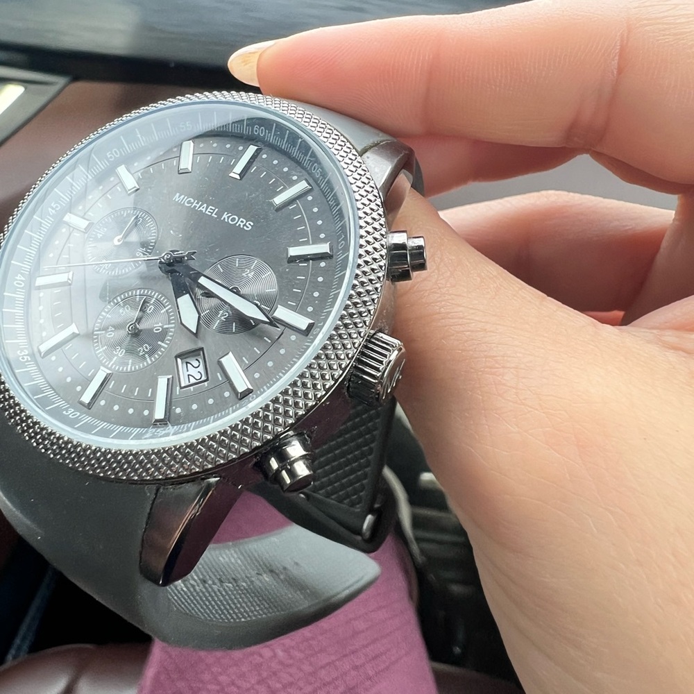 Men’s Michael Kors Watch - Picture 3 of 4